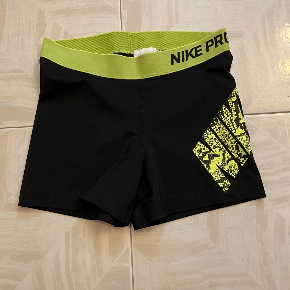 Nike Pro dri-fit compression shorts. Size: Medium. NEW: without tags